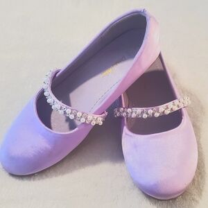 Girls dress shoe